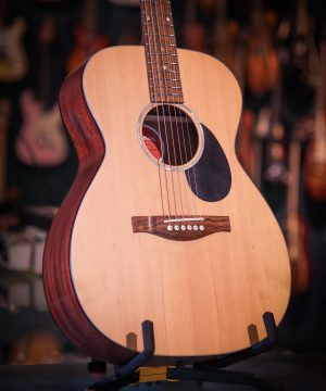Eastman PCH1 OM