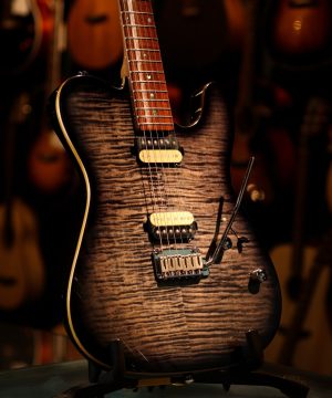 Sire Larry Carlton T7 FM Transparant Black