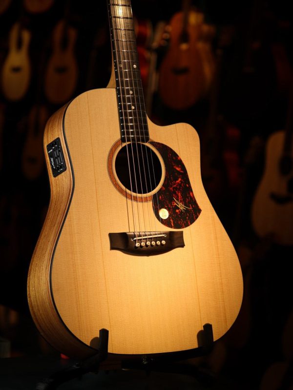 Maton Solid Road Series 70C