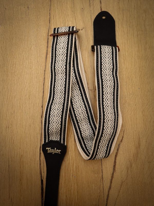 Taylor White/Black Jacquard Cotton Guitar Strap