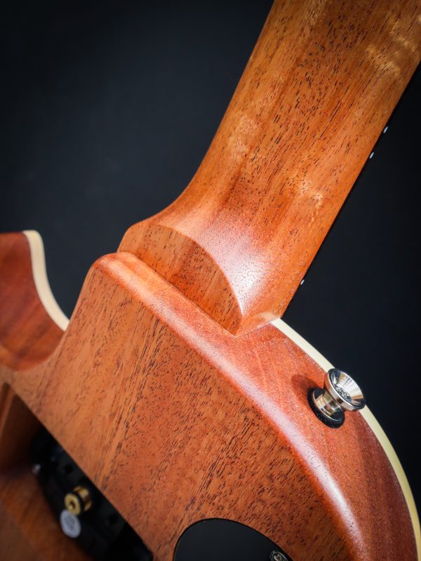 Cream T Aurora Custom Naked Whisker Burst – Image 16