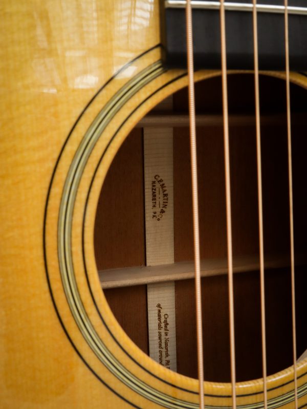 Martin D-18 – Image 7