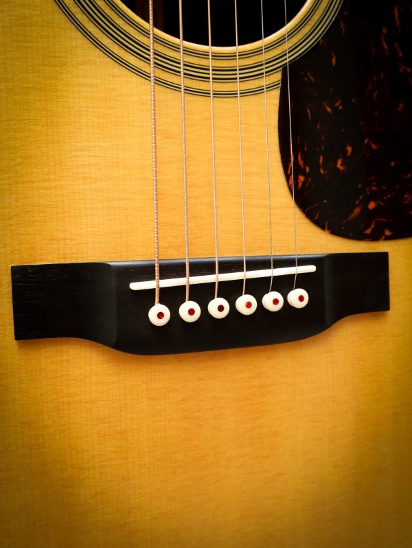 Martin D-28 – Image 9