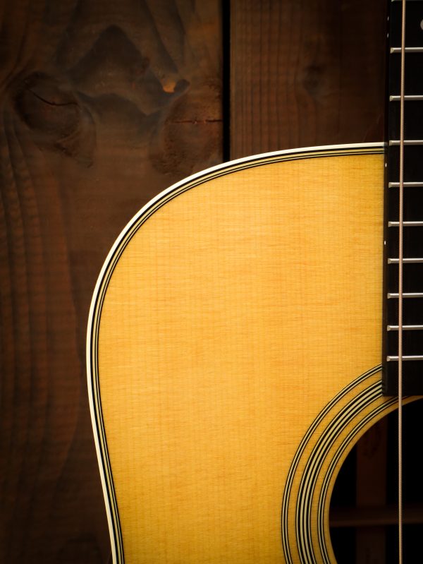 Martin D-28 – Image 6