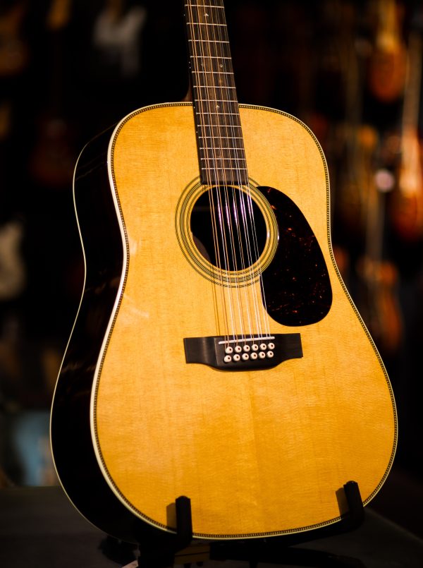 Martin HD-28 12 cordes