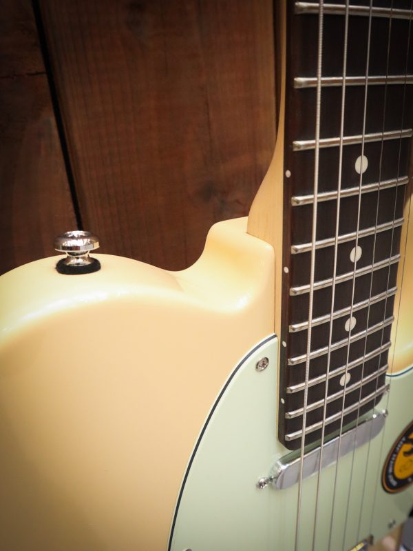 Sire Larry Carlton T3 Vintage White – Image 5