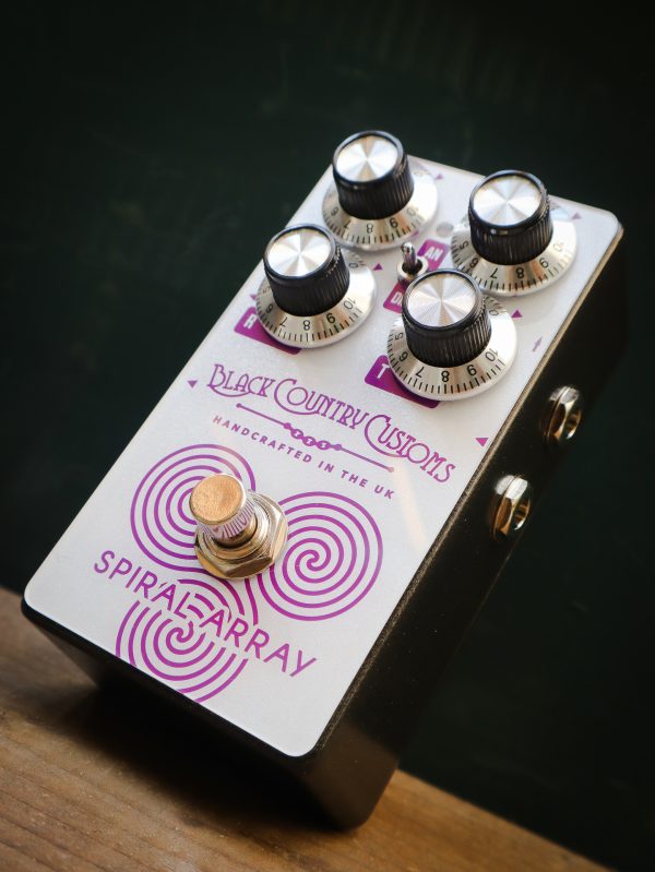 Laney Black Country Customs Spiral Array Chorus – Image 3