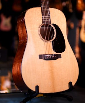 Martin D-18 Modern Deluxe