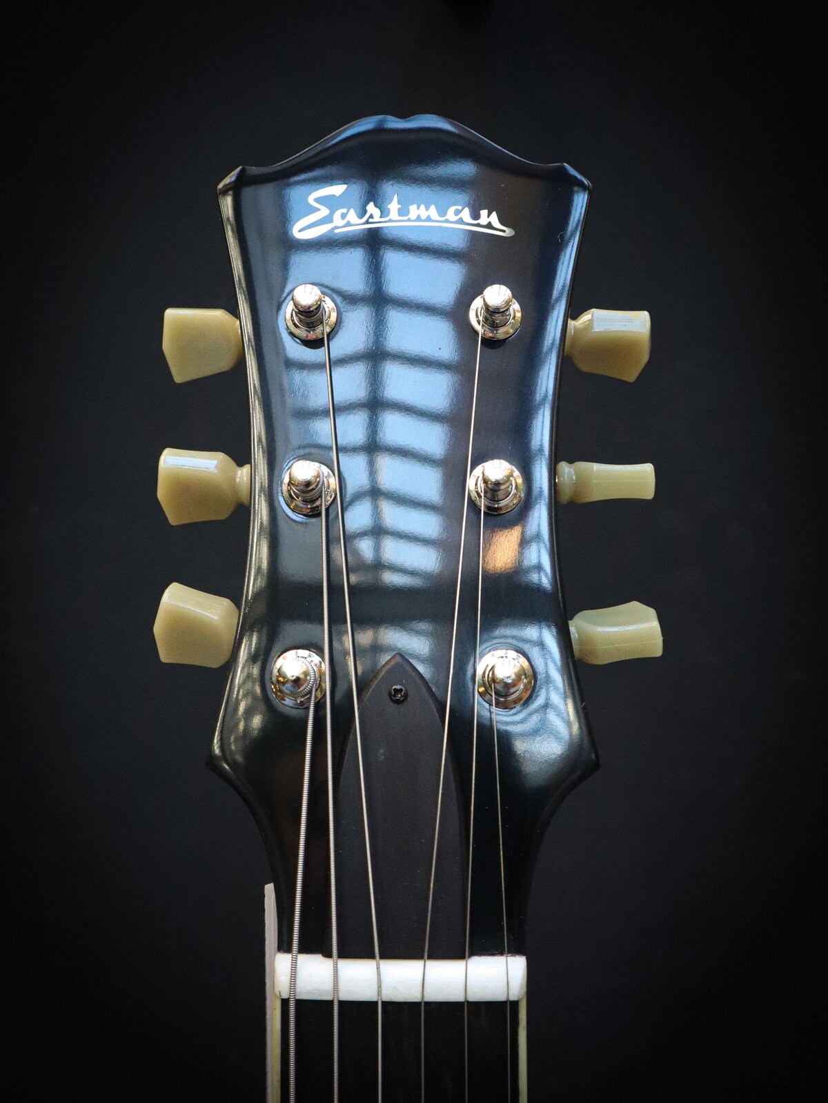 Eastman T386 Red – Image 8