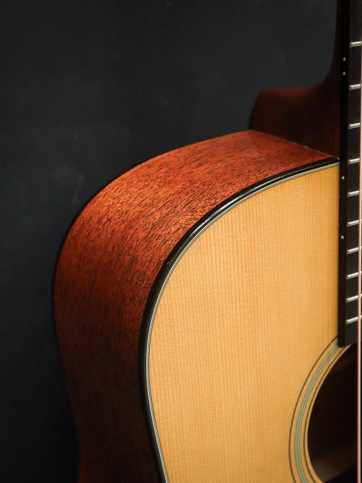 Martin D-18 – Image 9