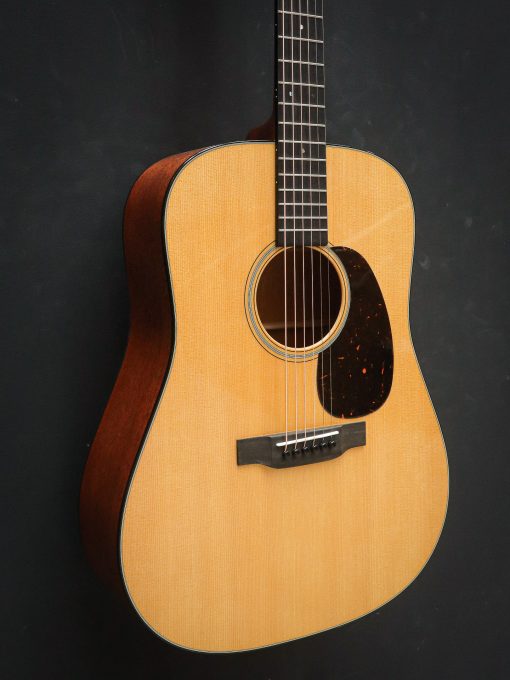 Martin D-18 – Image 3