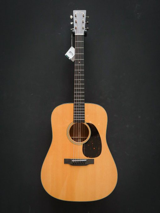 Martin D-18 – Image 2