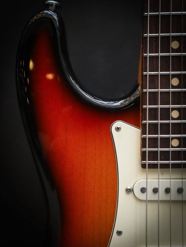 Suhr Classic S Antique 3-Tone Sunburst – Image 4