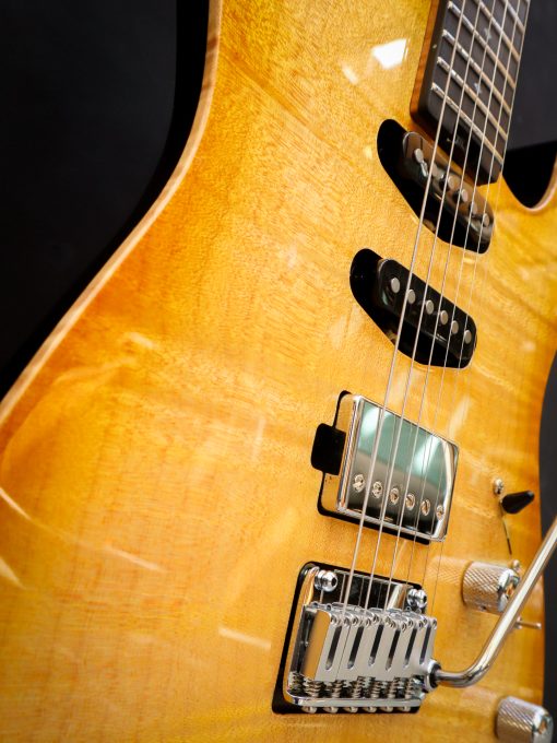 Cream T Polaris Custom HSS Creme De La Creme – Image 7
