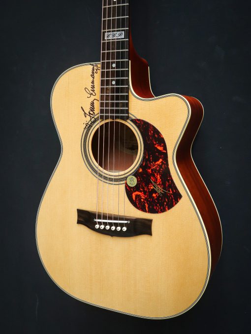 Maton EBG808C Signed By Tommy Emmanuel – Image 9