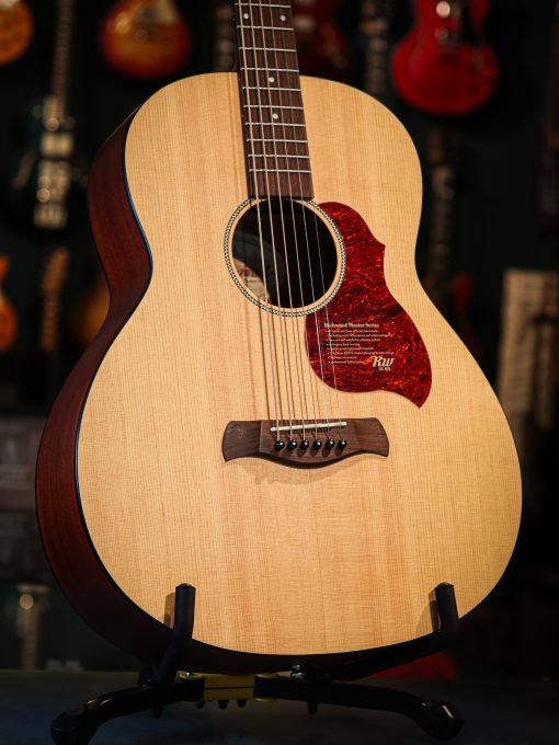 Richwood B-20 includes hard case