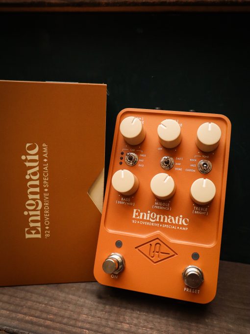 Universal Audio Enigmatic '82 Overdrive Special Ampli