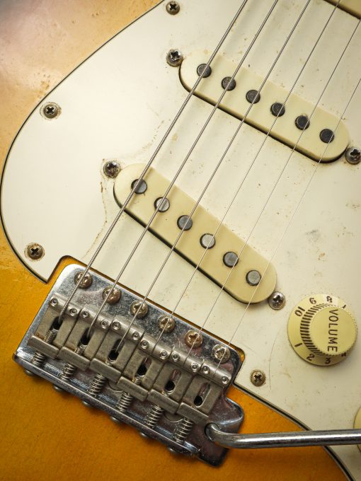 Fender Stratocaster 1965 – Image 7