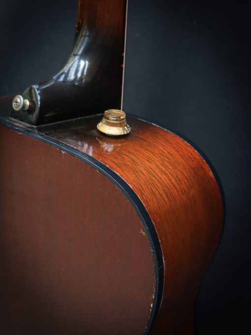1974 Gibson J50 Deluxe – Image 20