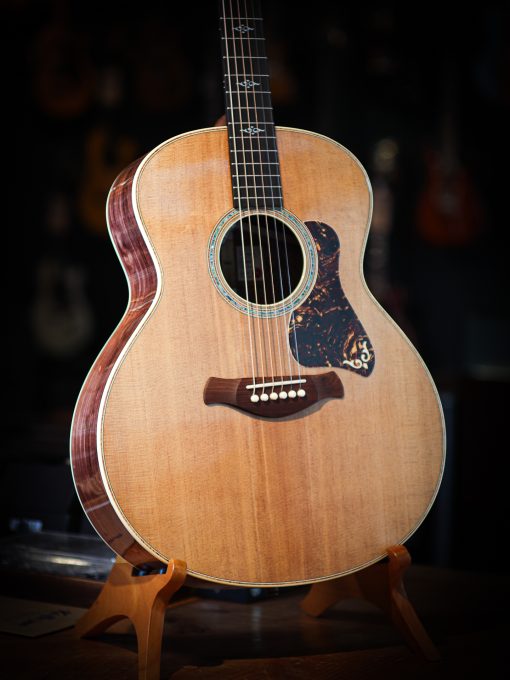 Taylor 814-e Golden Label Palissandre du Honduras