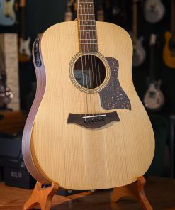 Taylor Academy 10e Noyer/Épicéa