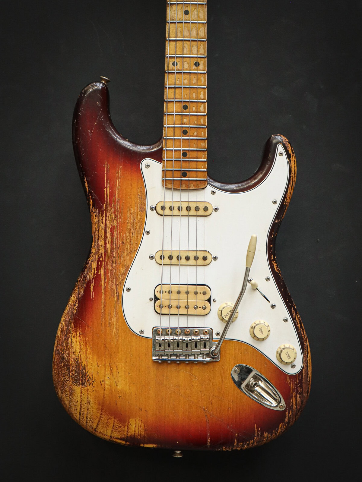 Kauffmann '56 S HSS Three Tone Sunburst Heavy Aged – Image 3