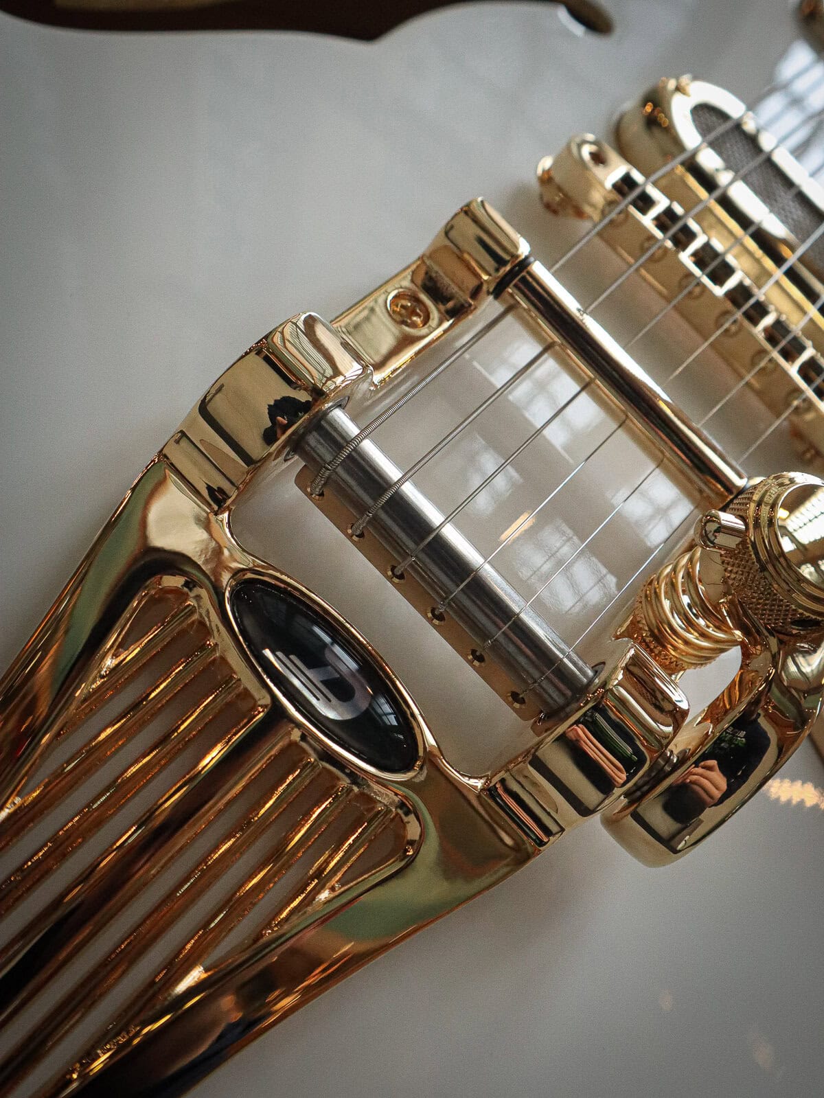 Duesenberg Starplayer TV Phonic Venetian White – Image 6