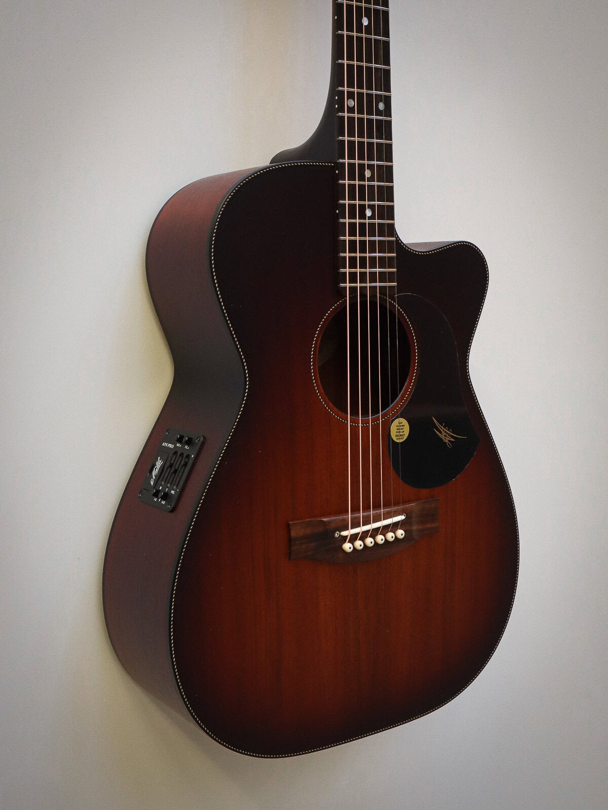 Maton EBW808C Bois noir – Image 4
