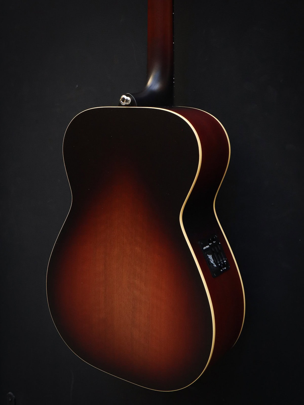 Maton EBG808 Tommy Emmanuel Sunburst – Image 15