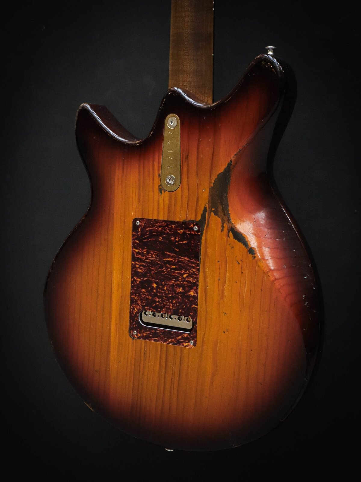 Eastman Kauffmann Series DC Classic 3-Color Sunburst – Image 17