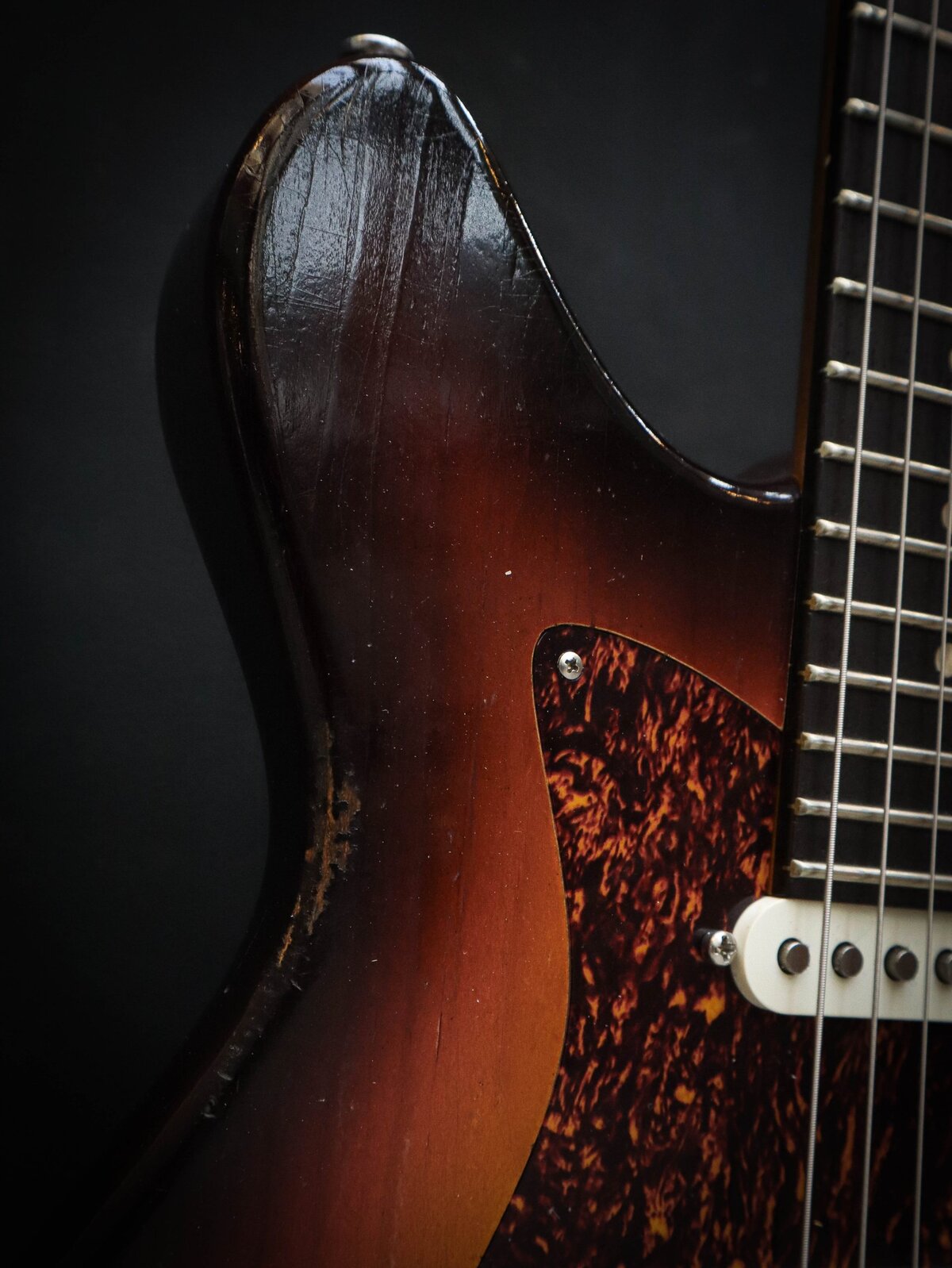 Eastman Kauffmann Series DC Classic 3-Color Sunburst – Image 6