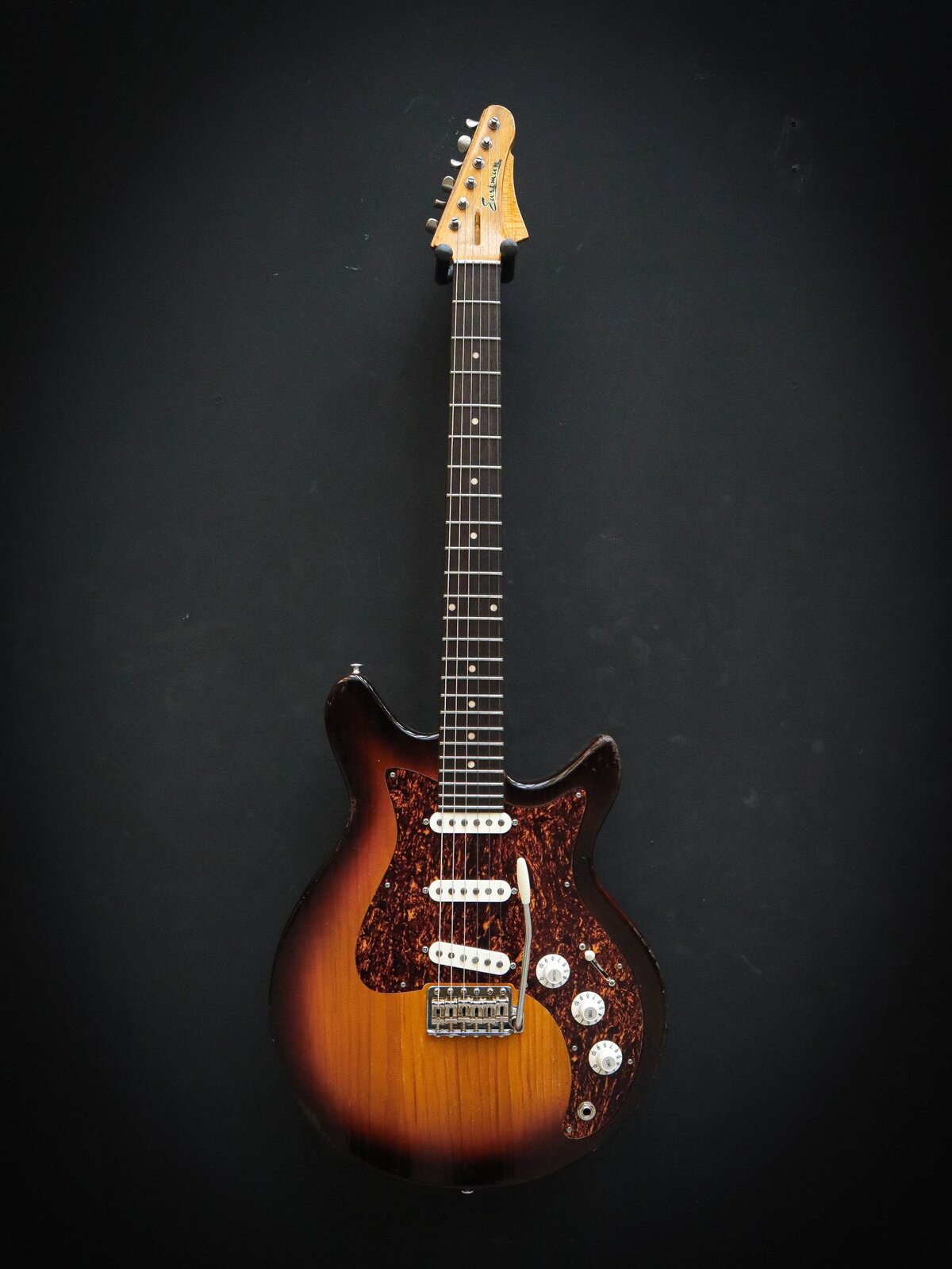 Eastman Kauffmann Series DC Classic 3-Color Sunburst – Image 2