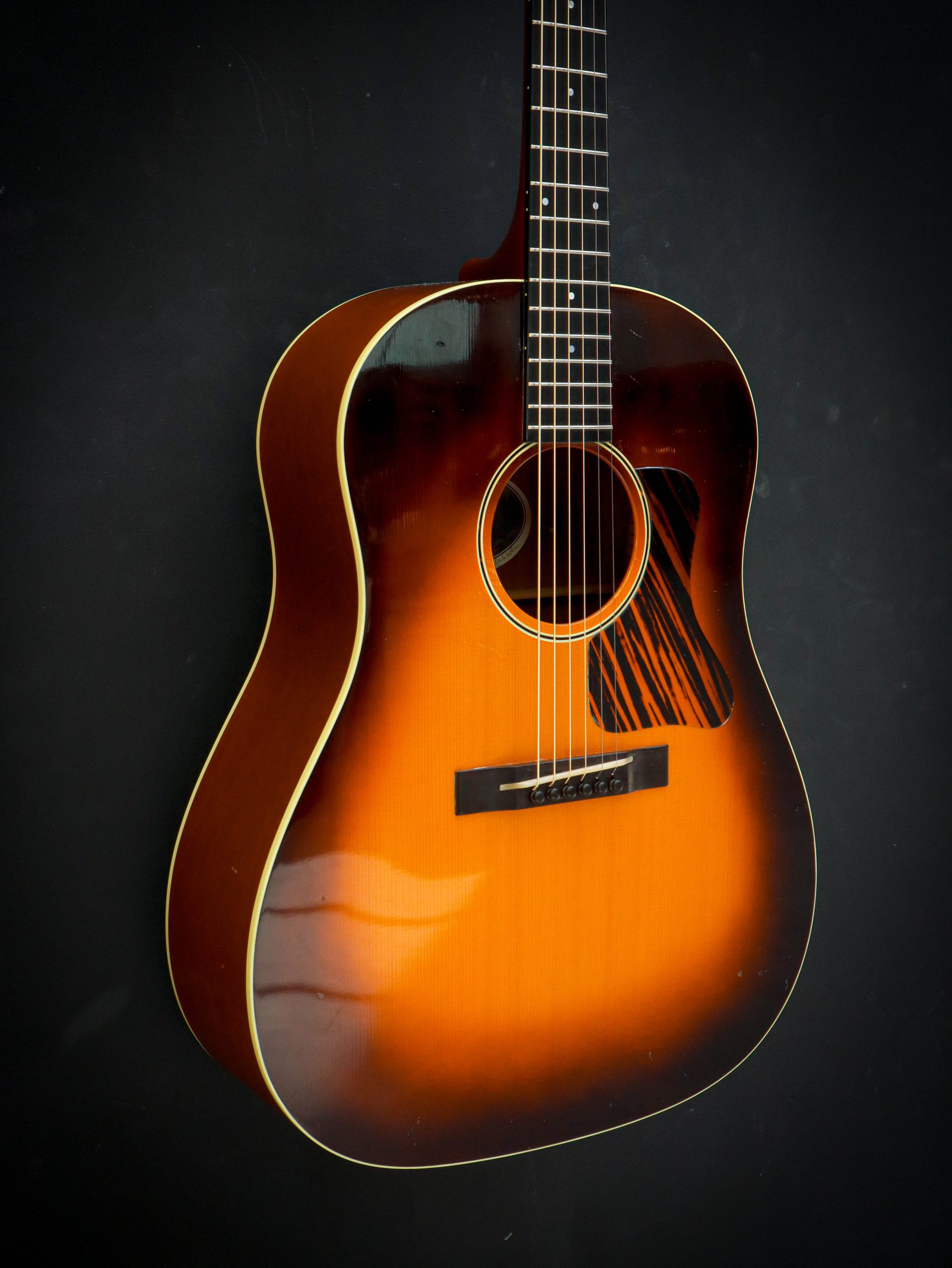 John Walker Wise River Slope Shoulder Pre-Owned – Image 4