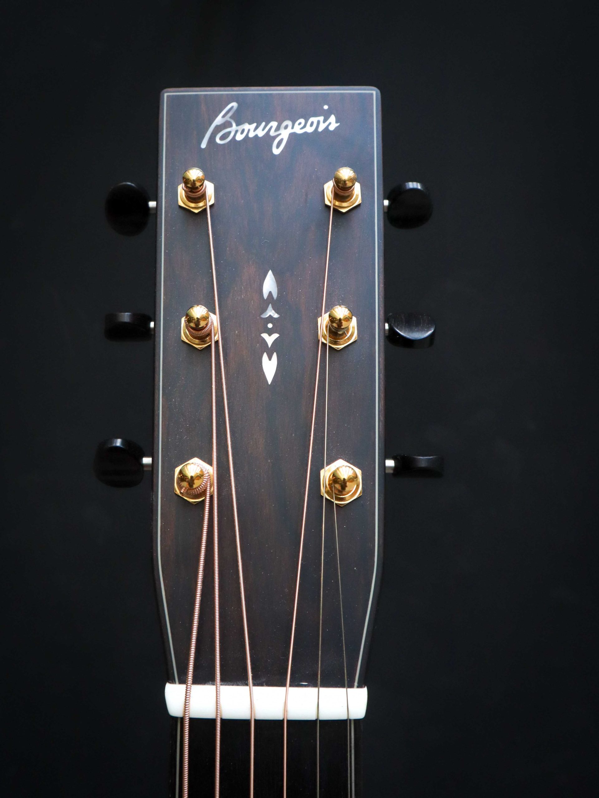 Bourgeois Touchstone Series OM Signature Sunburst – Image 10