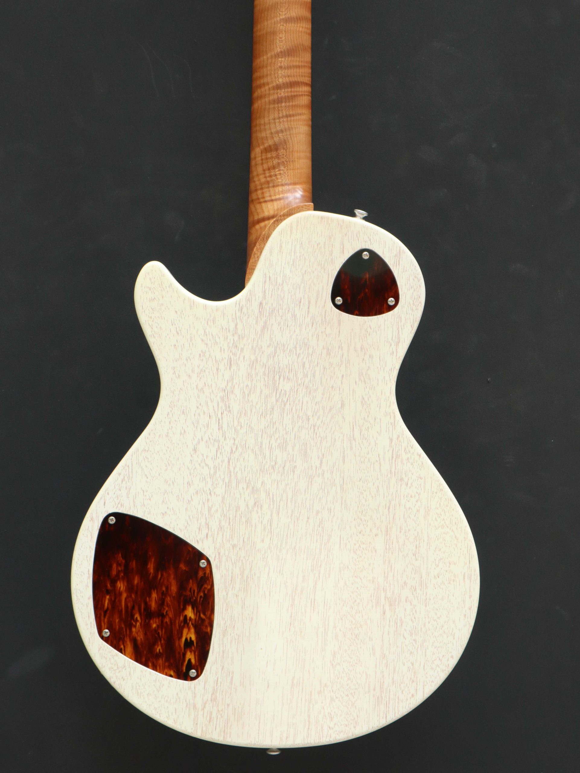 Patrick James Eggle Macon Vintage Pre-Owned – Image 17