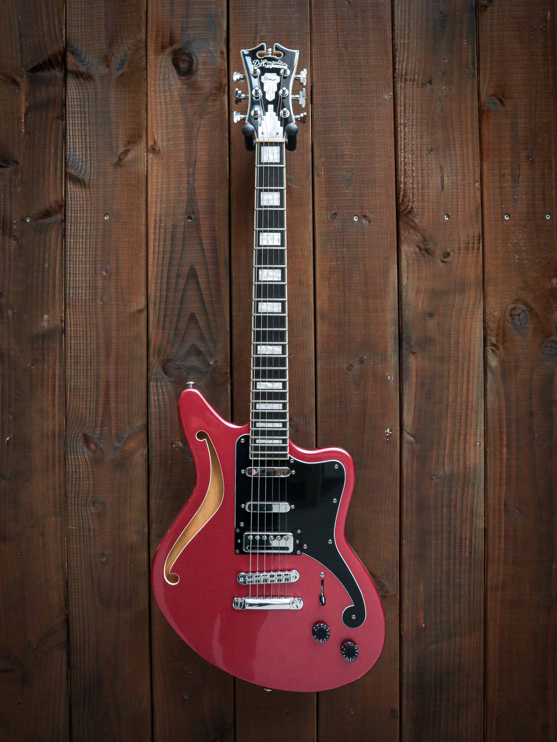 Dangelico Premier Bedford SH Oxblood Pre-Owned – Image 2