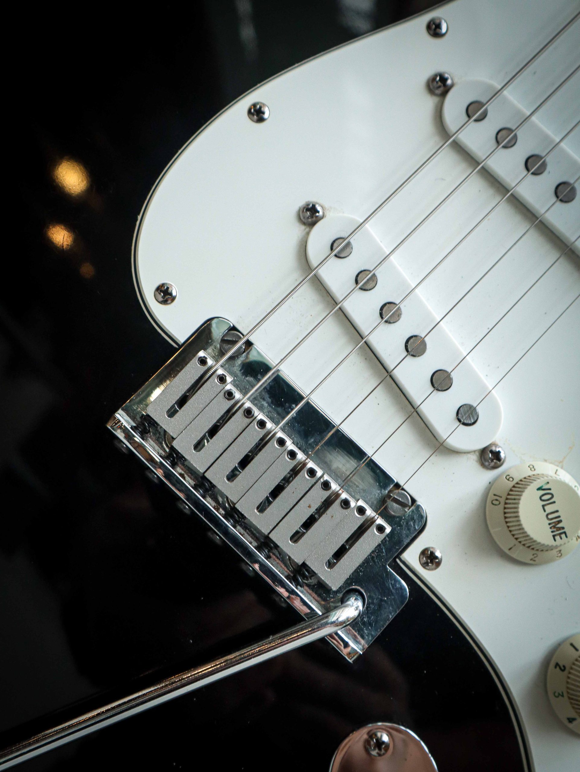 1995 Fender American Standard Stratocaster Pre-Owned – Image 8